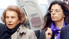 Liliane Bettencourtová s dcerou Francoise, která ji te� chce zbavit svéprávnosti.